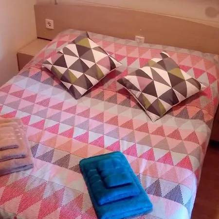 Holiday home Mobil Fazana